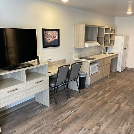 Woodspring Suites Charlotte Airport Εξωτερικό φωτογραφία